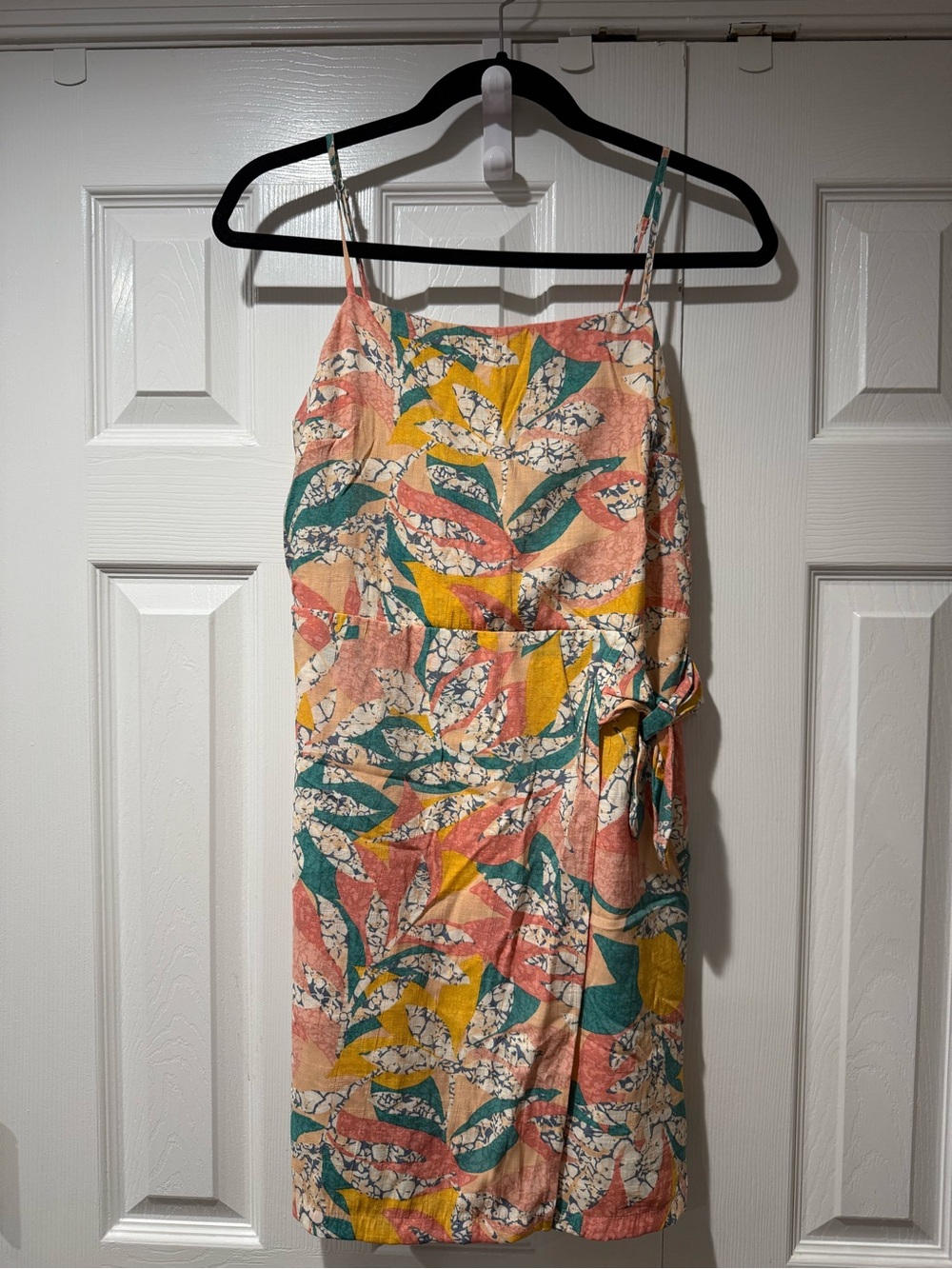 Nine West Coral, Teal & Mustard Leaf-Print Spaghetti-Strap Mini Dress